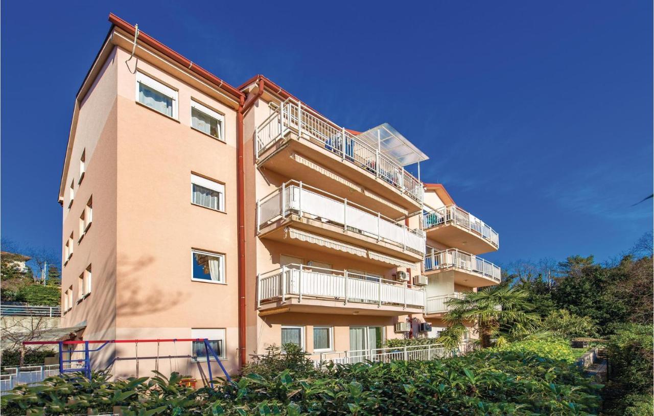 1 Bedroom Amazing Apartment In Rijeka Exteriör bild