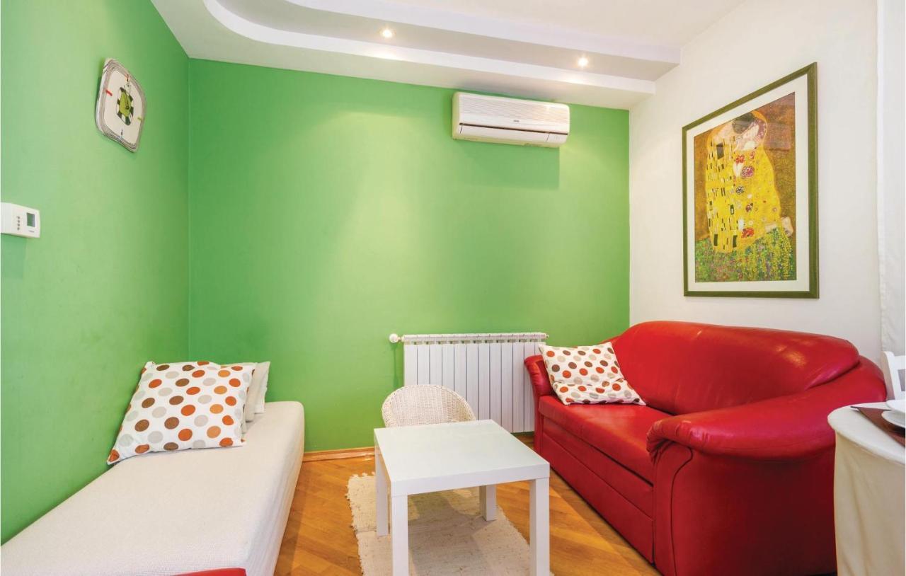 1 Bedroom Amazing Apartment In Rijeka Exteriör bild