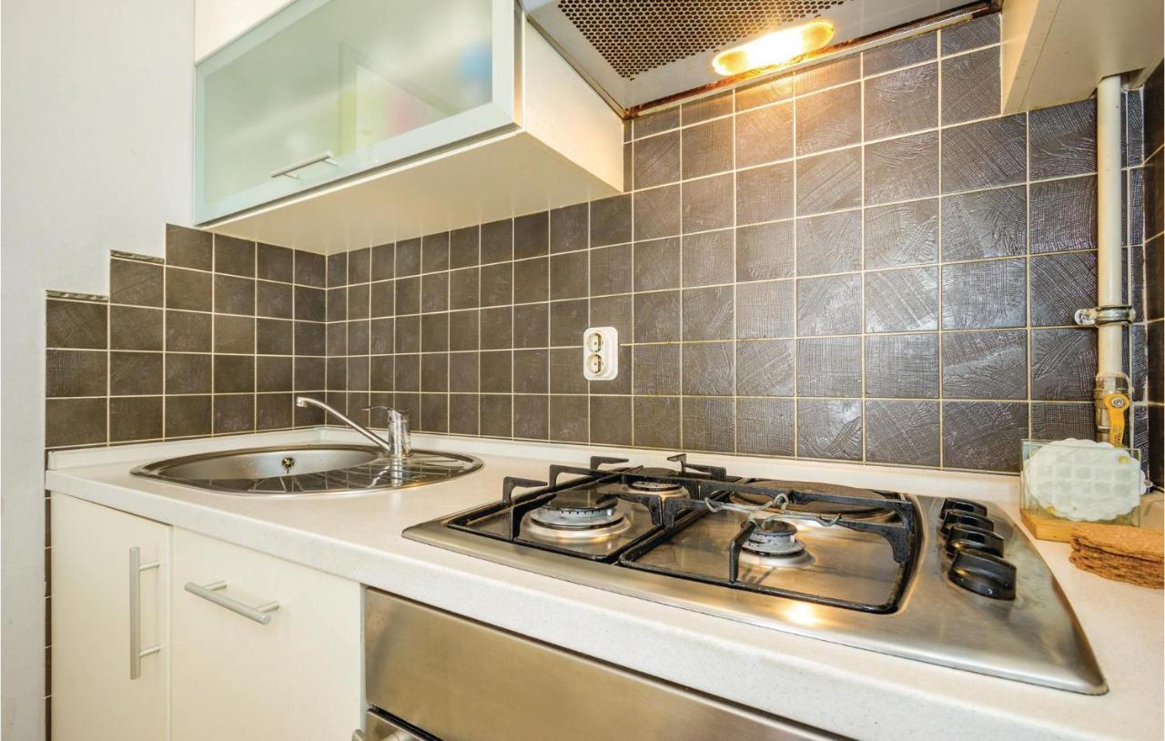 1 Bedroom Amazing Apartment In Rijeka Exteriör bild