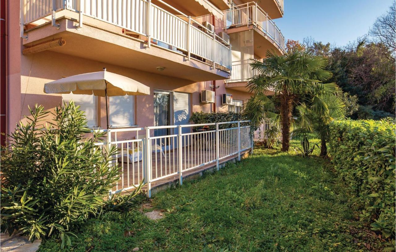 1 Bedroom Amazing Apartment In Rijeka Exteriör bild